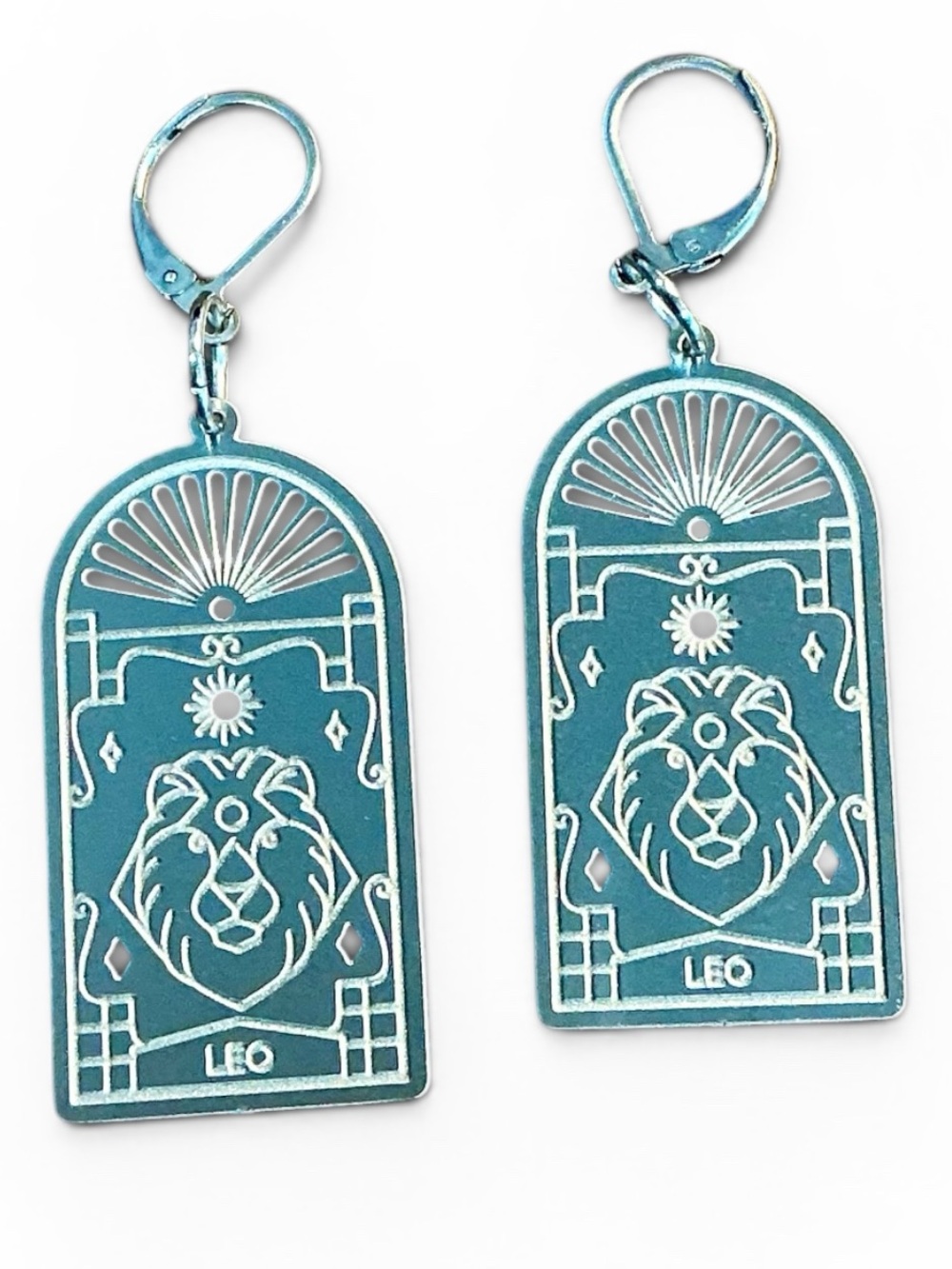 🆕 Leo Zodiac Laser Etched Earrings